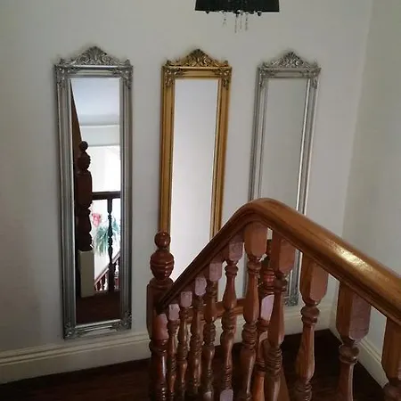 Nocleg ze śniadaniem Maindee 3*