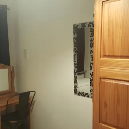 Nocleg ze śniadaniem Maindee 3*