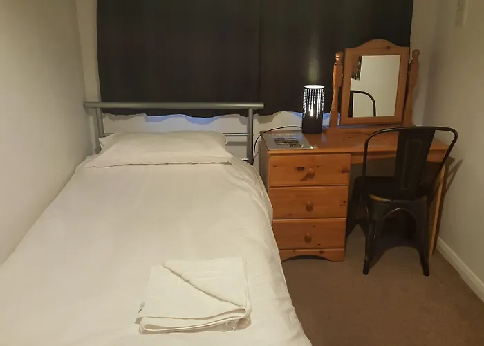 Maindee Guest house 3*