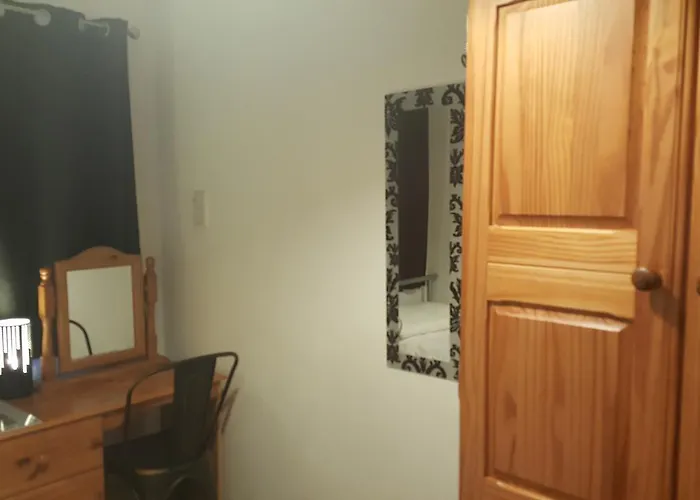 Guest house Maindee 3*